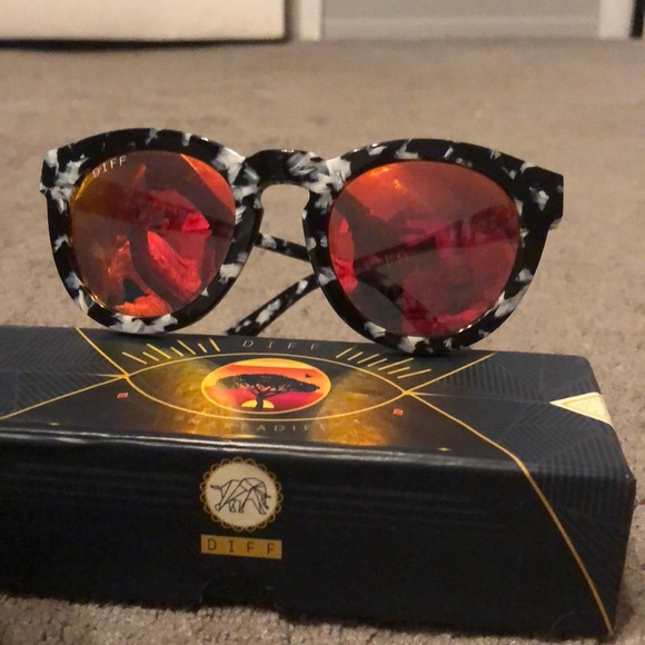 Diff sunglasses - Picture 4 of 4